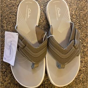 Clark’s Cloudsteppers Sandal NWT SZ 8
